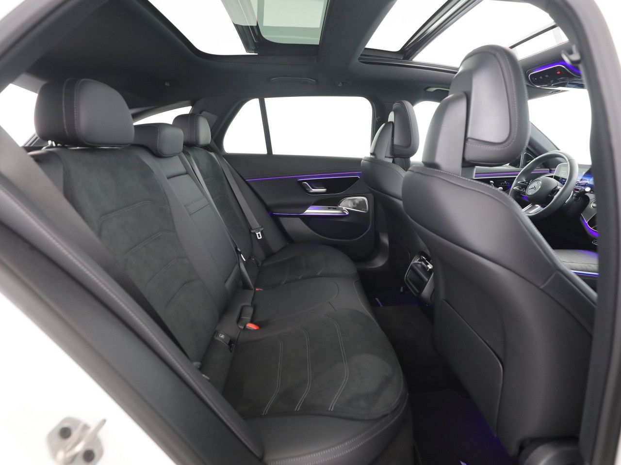 Mercedes-Benz E-Klasse – Bild 14