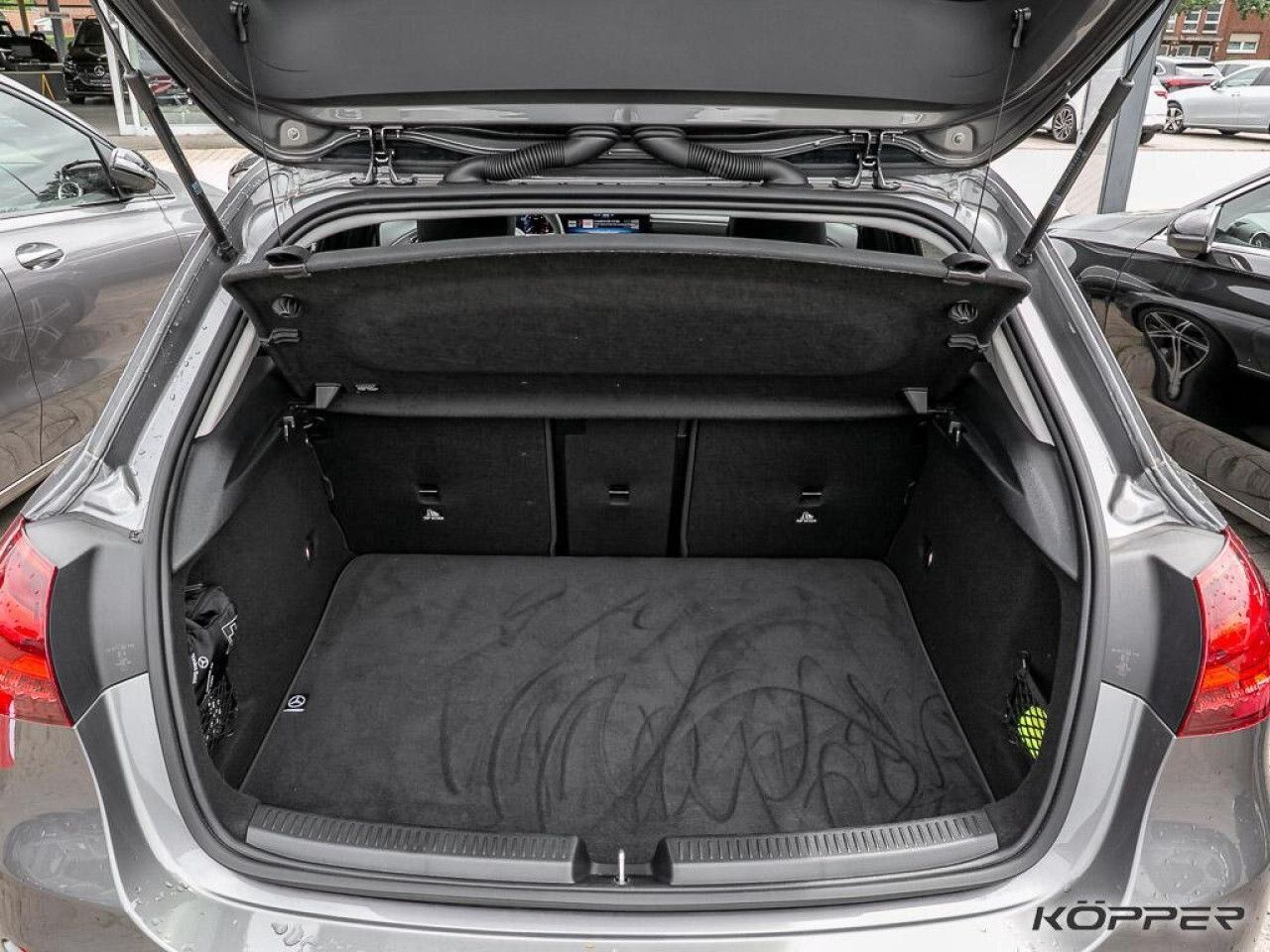 Mercedes-Benz A-Klasse – Bild 10