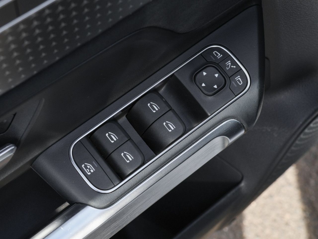 Mercedes-Benz EQB – Bild 14