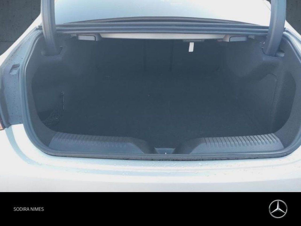 Photo du véhicule 17 / 18