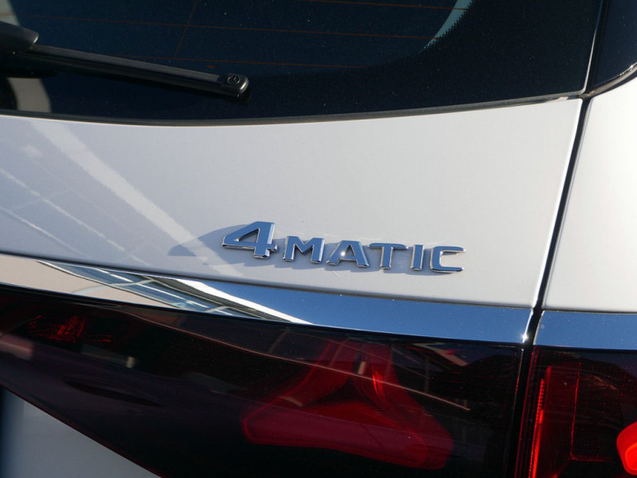 Mercedes-Benz E-Klasse – Bild 10