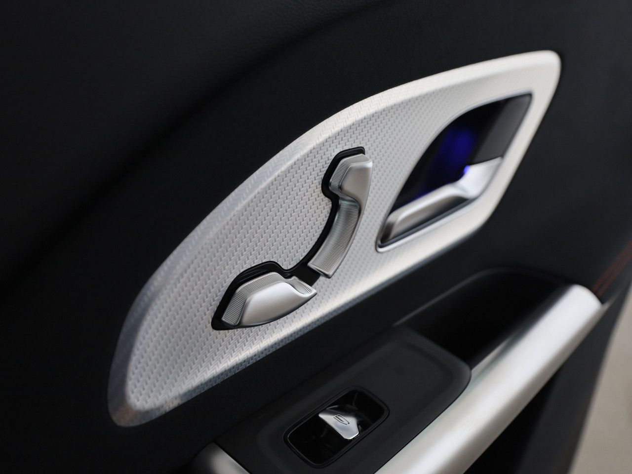 Mercedes-Benz GLB – Bild 18