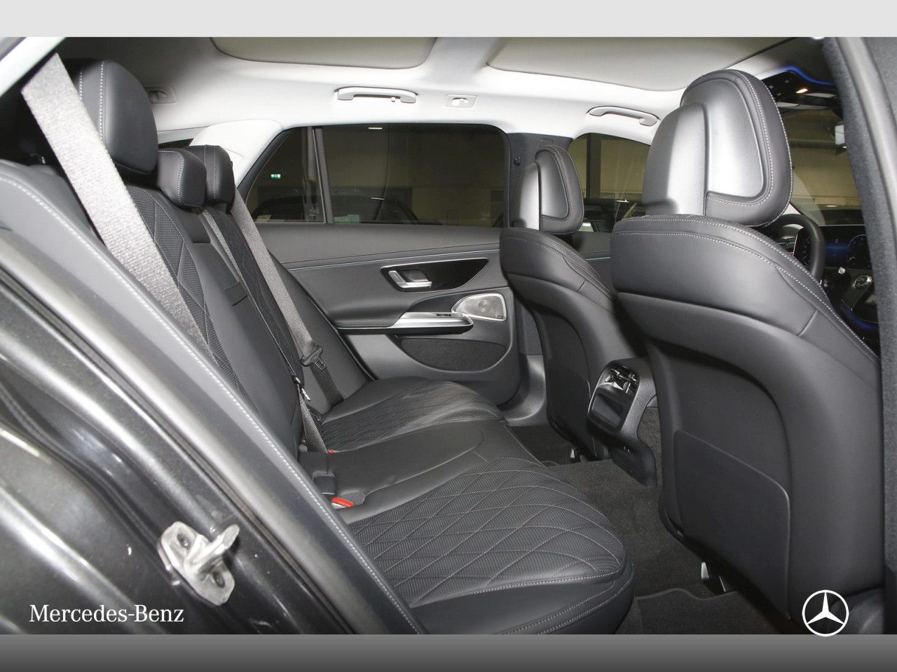 Mercedes-Benz E-Klasse – Bild 9