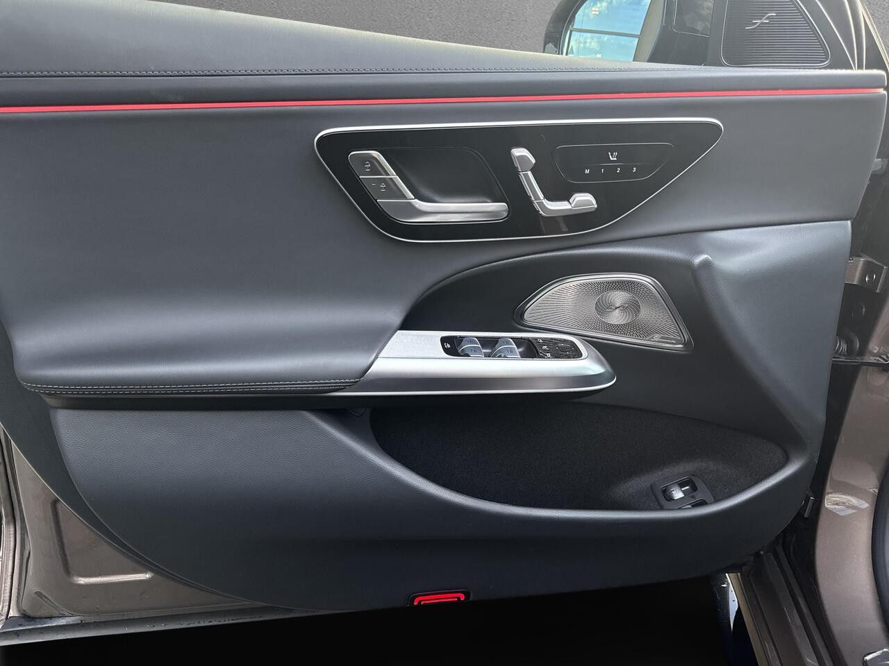 Zdjęcie pojazdu 11 / 24