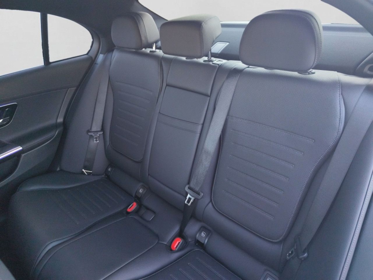 Mercedes-Benz C-Klasse – Bild 13