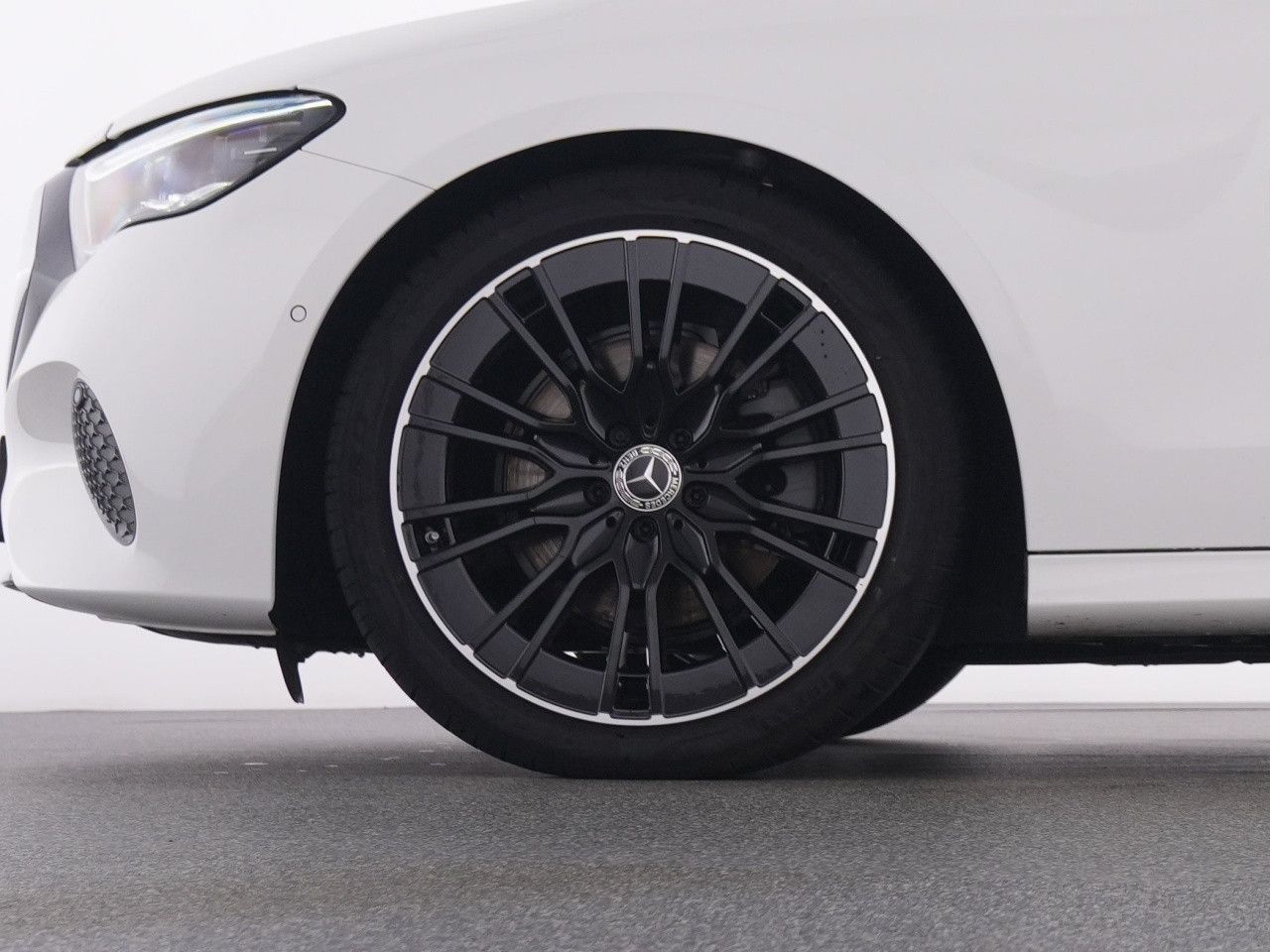 Mercedes-Benz E-Klasse – Bild 19