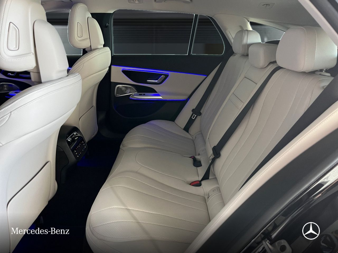 Mercedes-Benz E-Klasse – Bild 15