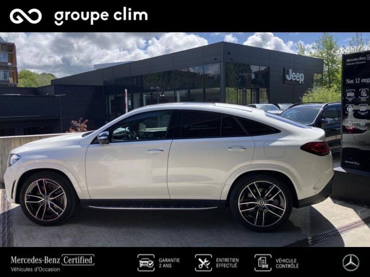 Photo du v&eacute;hicule 3 / 18