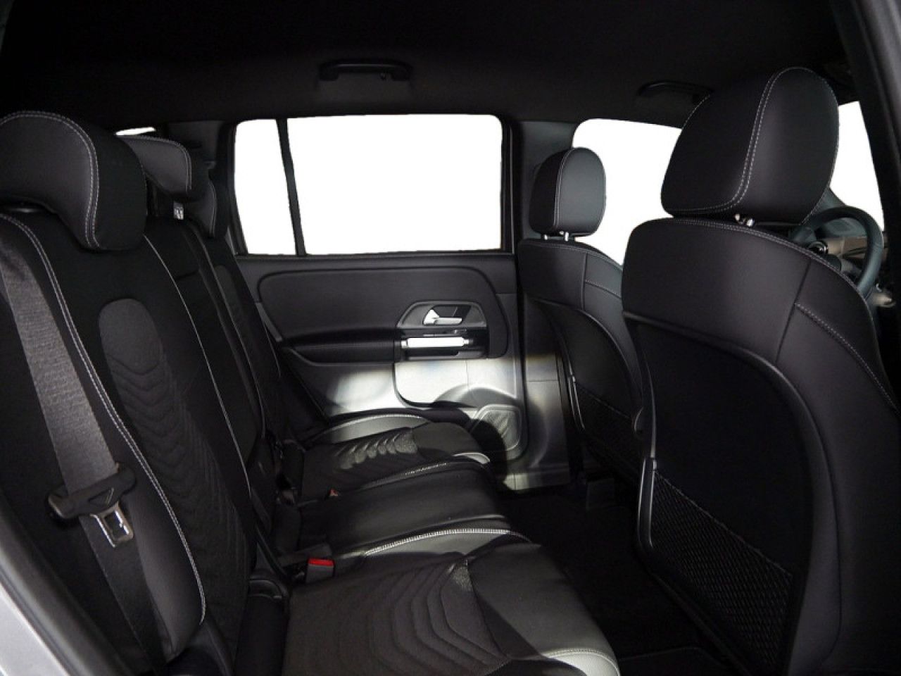 Mercedes-Benz GLB – Bild 6