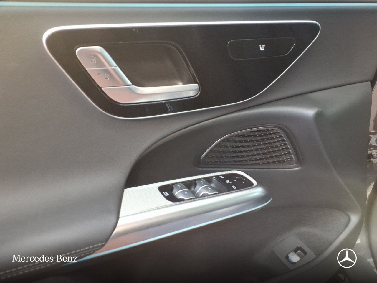 Mercedes-Benz E-Klasse – Bild 14