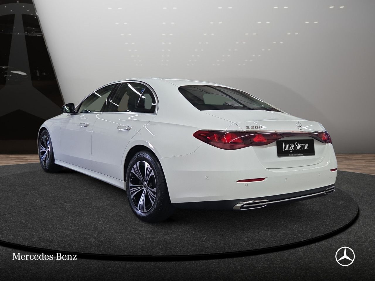 Mercedes-Benz E-Klasse – Bild 7