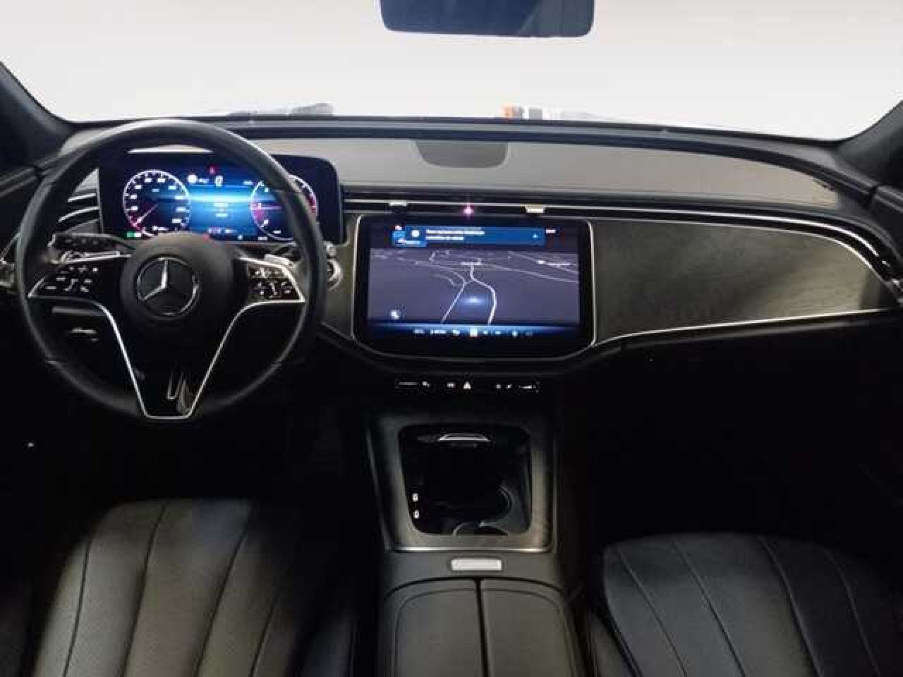 Imagem do veículo 8 / 15