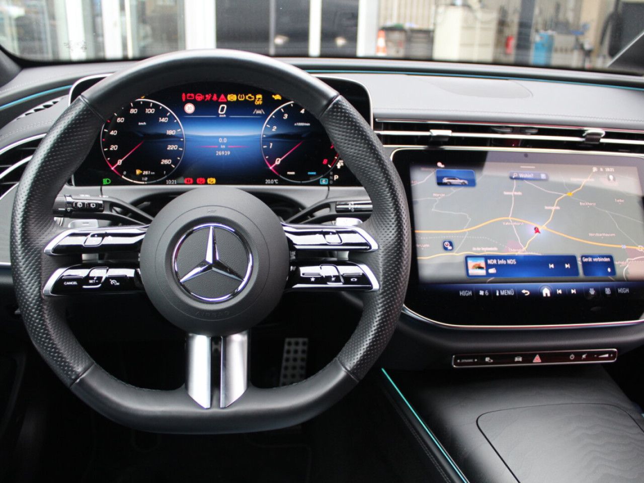 Mercedes-Benz E-Klasse – Bild 9