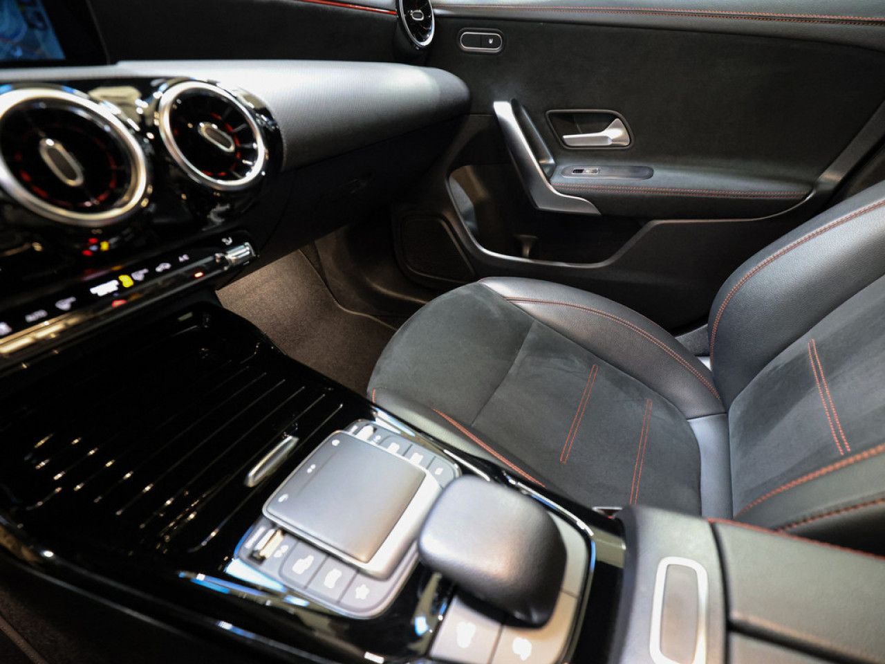 Fahrzeugbild 16 / 19