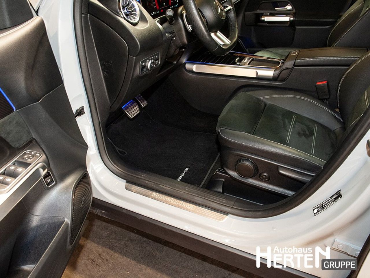 Mercedes-Benz GLB – Bild 12
