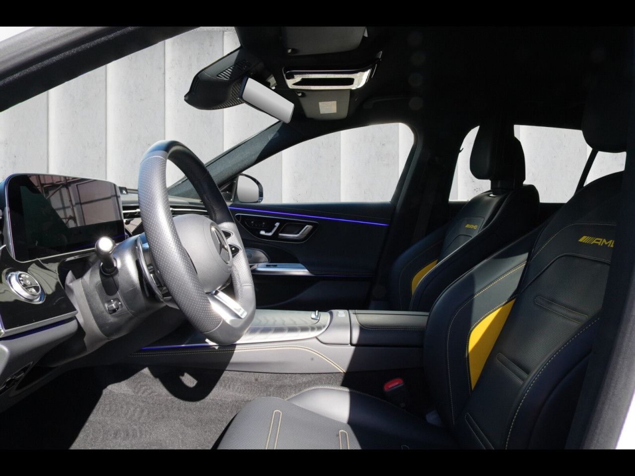 Mercedes-Benz E-Klasse – Bild 18