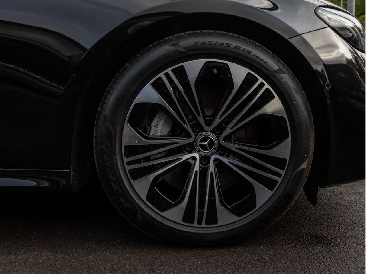 Mercedes-Benz E-Klasse – Bild 7