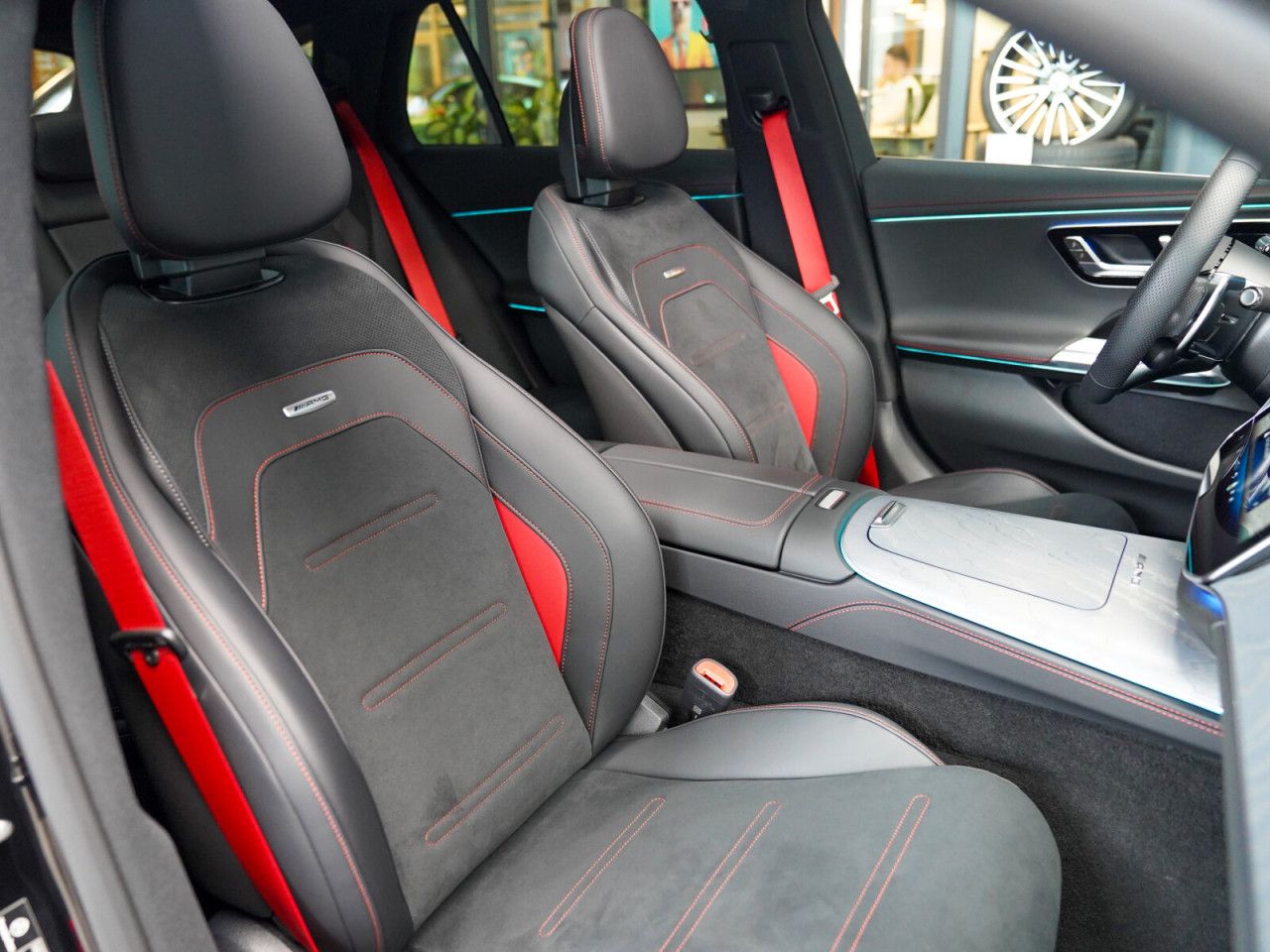 Mercedes-Benz E-Klasse – Bild 9
