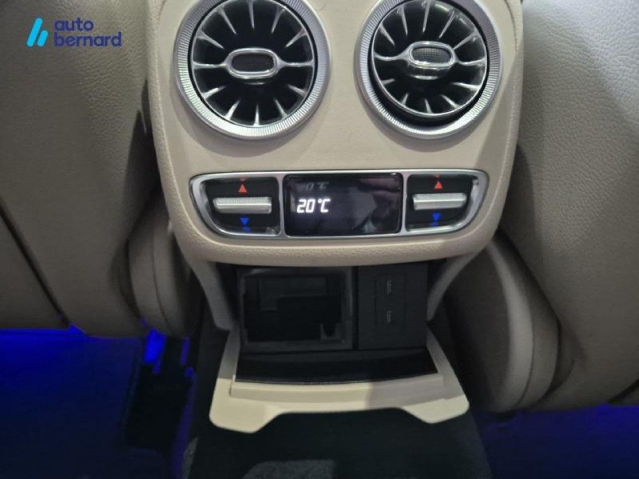 Photo du véhicule 15 / 18