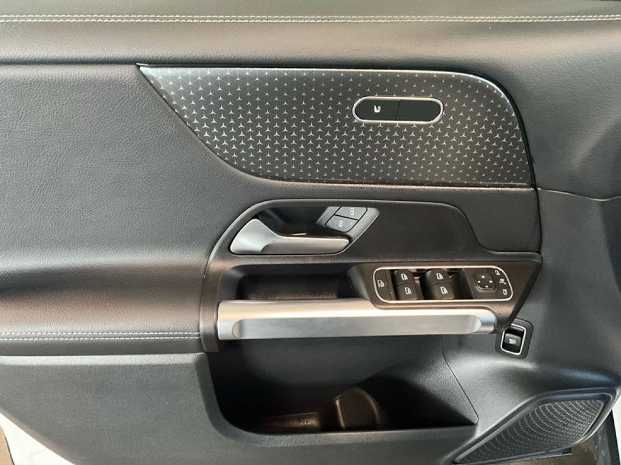 Fahrzeugbild 13 / 17