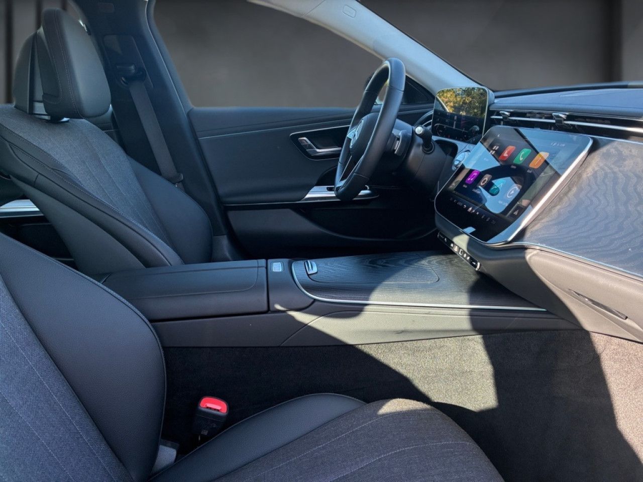 Mercedes-Benz E-Klasse – Bild 17
