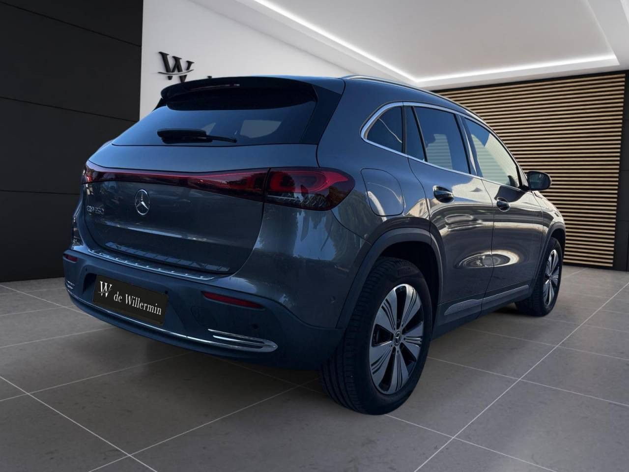 Photo du v&eacute;hicule 10 / 18