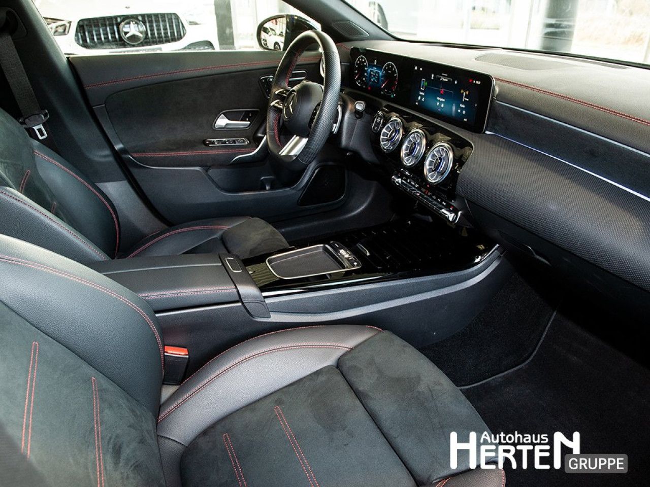 Mercedes-Benz CLA – Bild 3