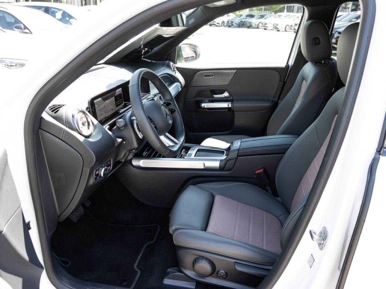 Mercedes-Benz EQB – Bild 16