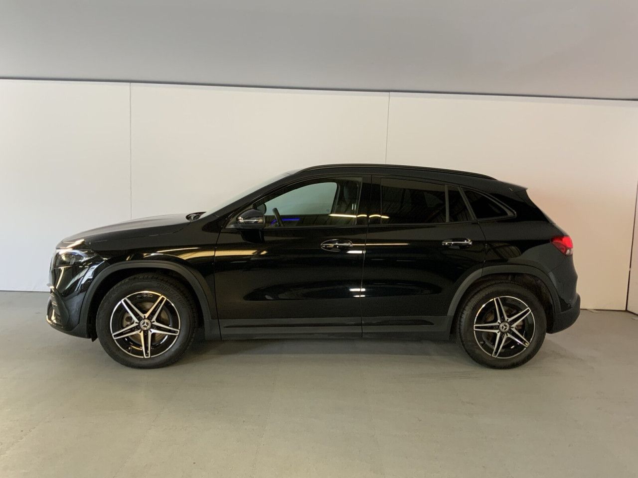 Mercedes-Benz EQA – Bild 3