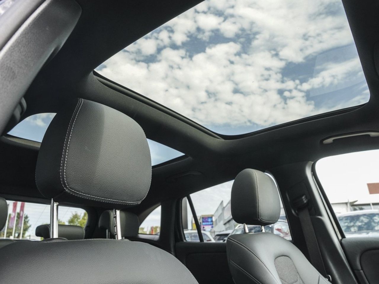 Mercedes-Benz GLA – Bild 12
