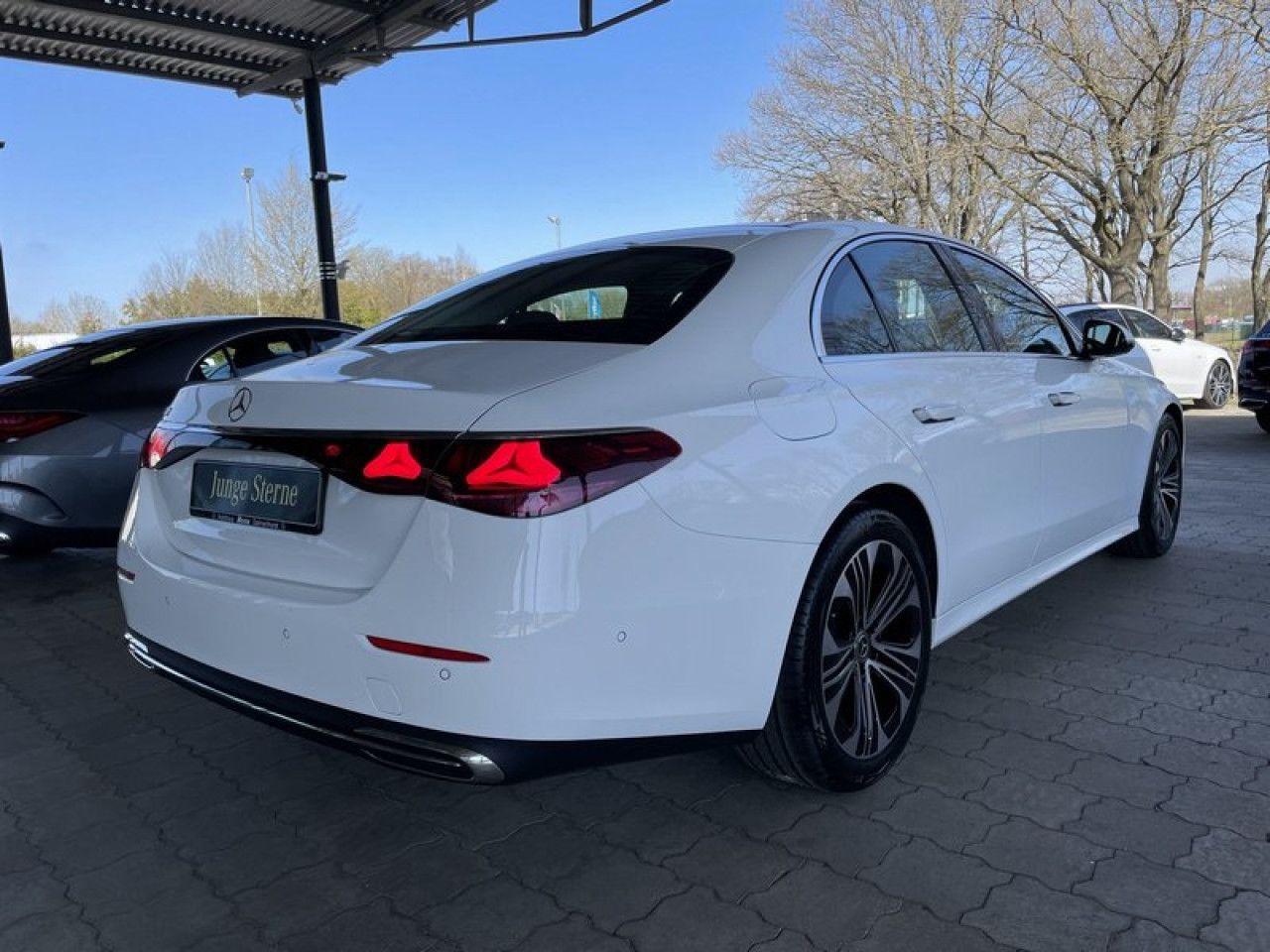 Mercedes-Benz E-Klasse – Bild 3