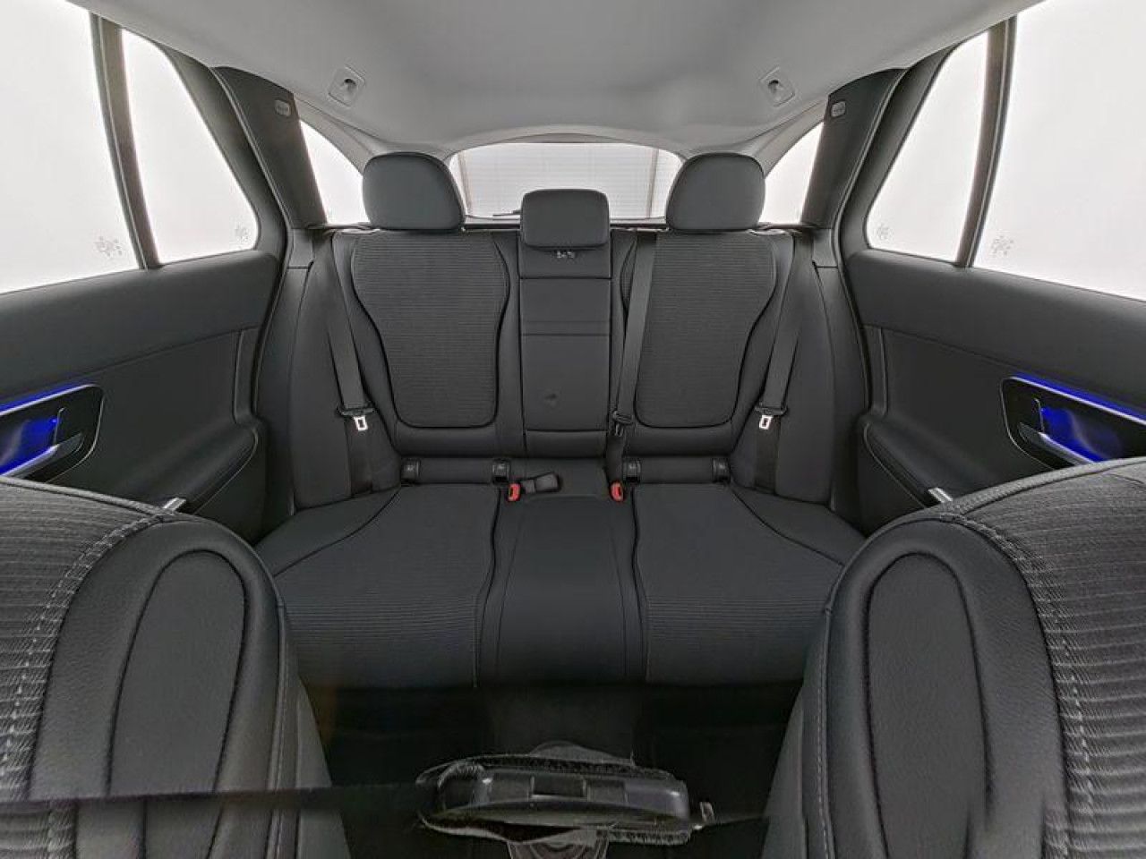 Mercedes-Benz C-Klasse – Bild 8