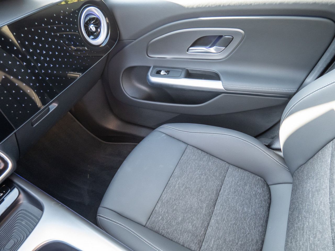 Mercedes-Benz CLA – Bild 13