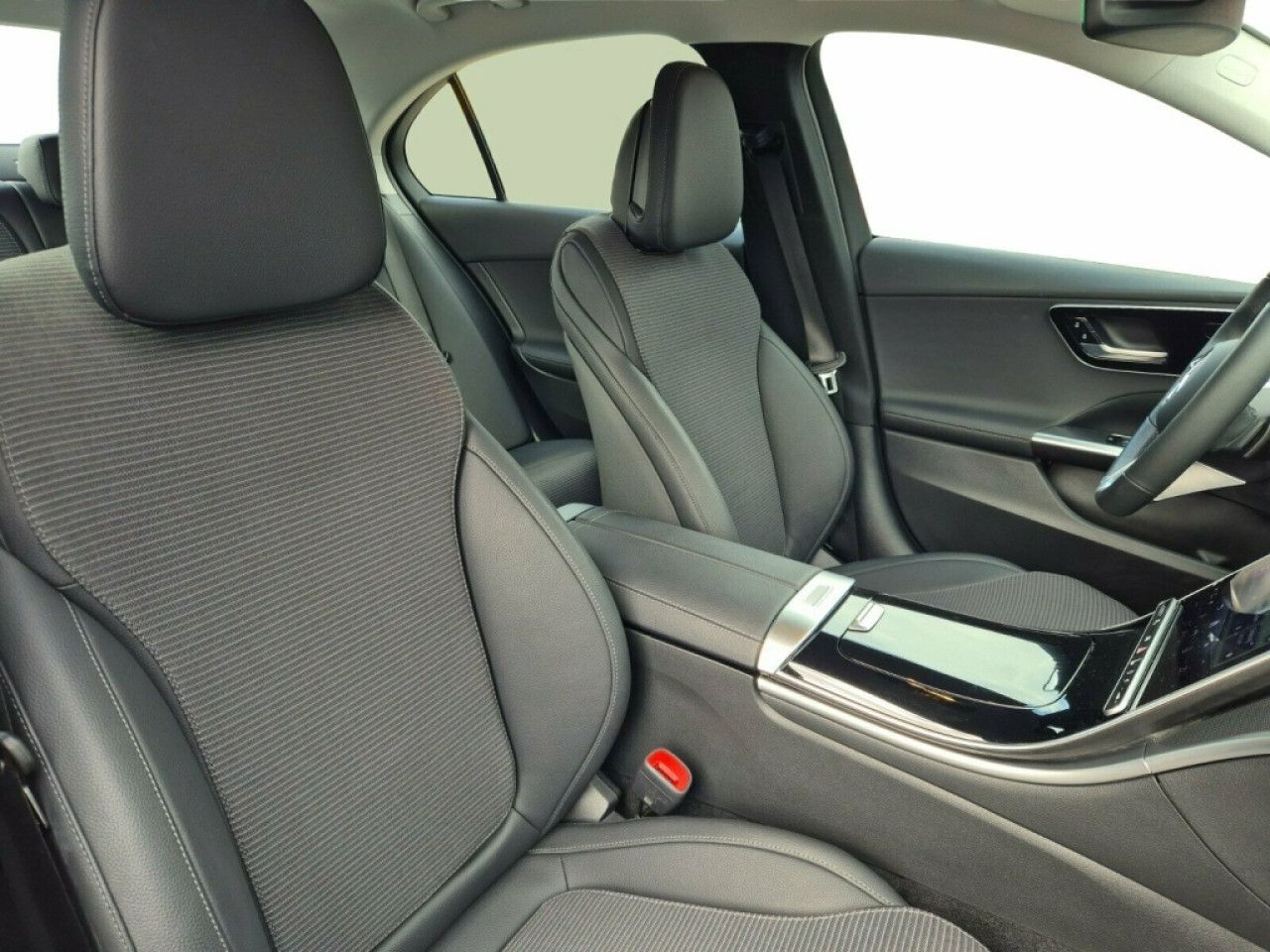 Mercedes-Benz C-Klasse – Bild 12
