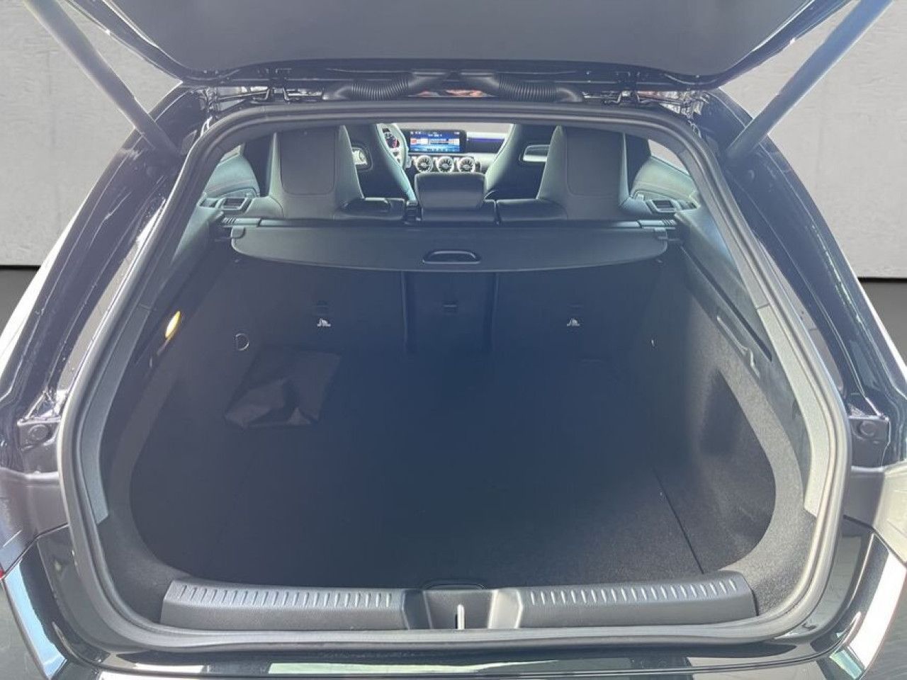 Mercedes-Benz CLA – Bild 2