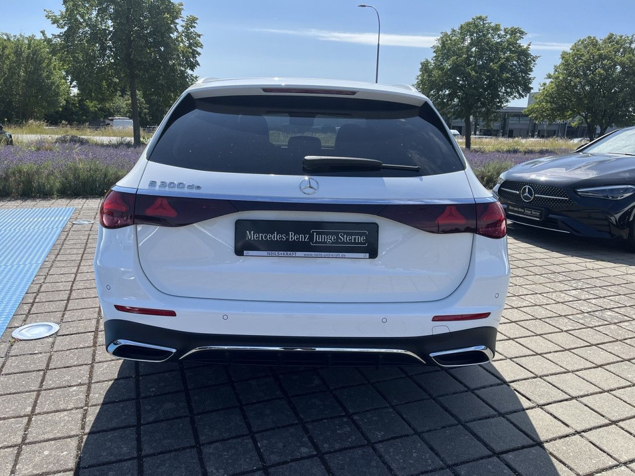 Mercedes-Benz E-Klasse – Bild 6