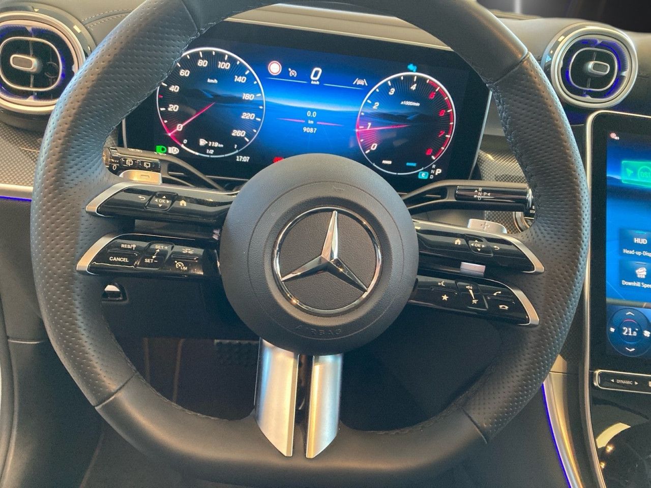 Mercedes-Benz GLC – Bild 9