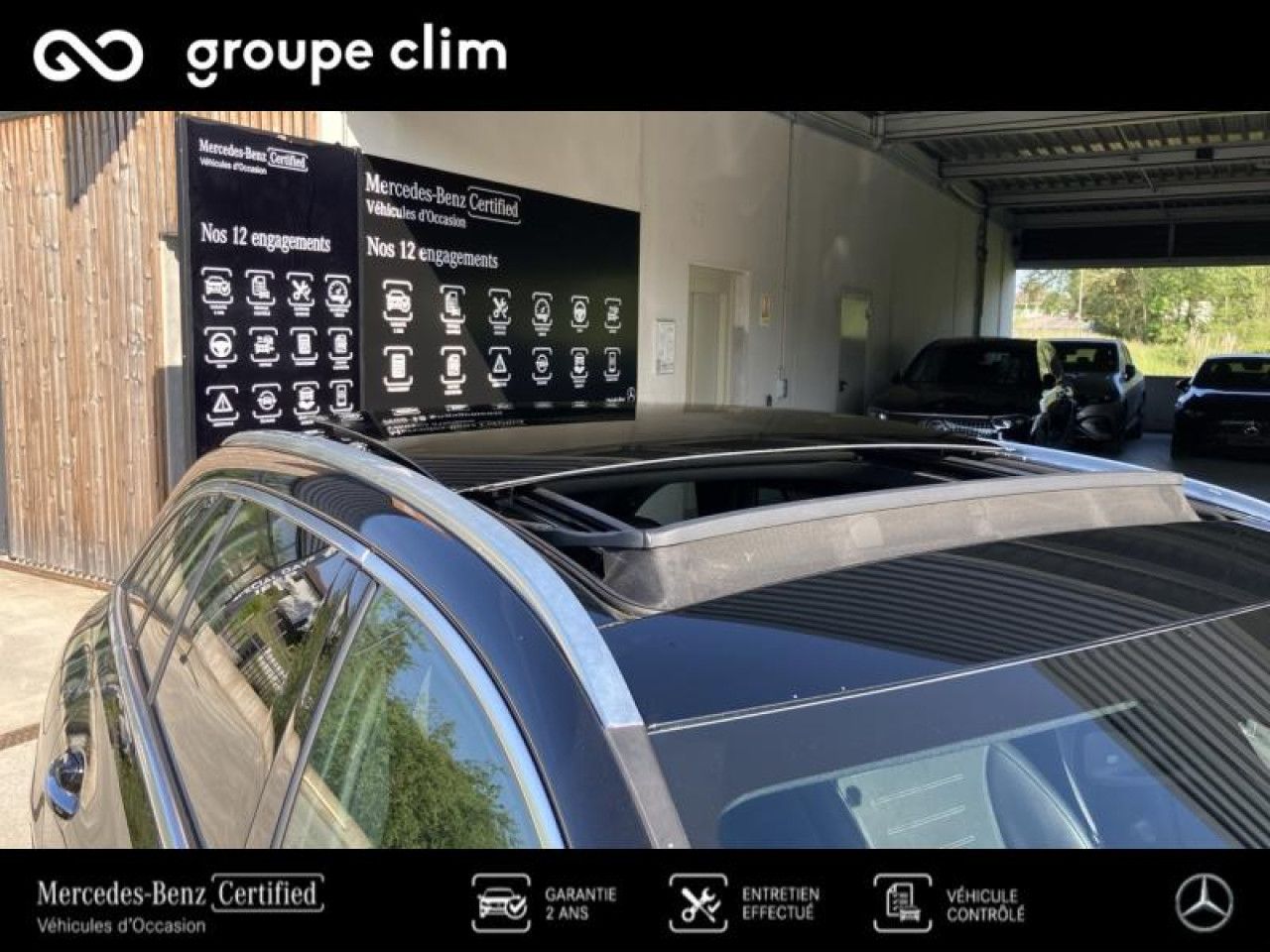 Photo du v&eacute;hicule 16 / 18