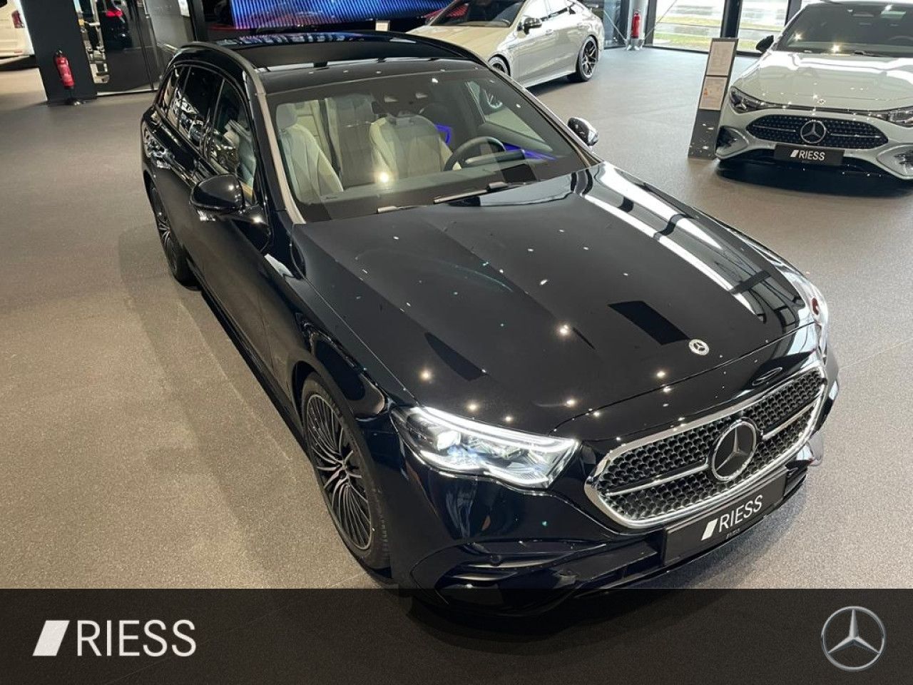 Mercedes-Benz E-Klasse – Bild 8