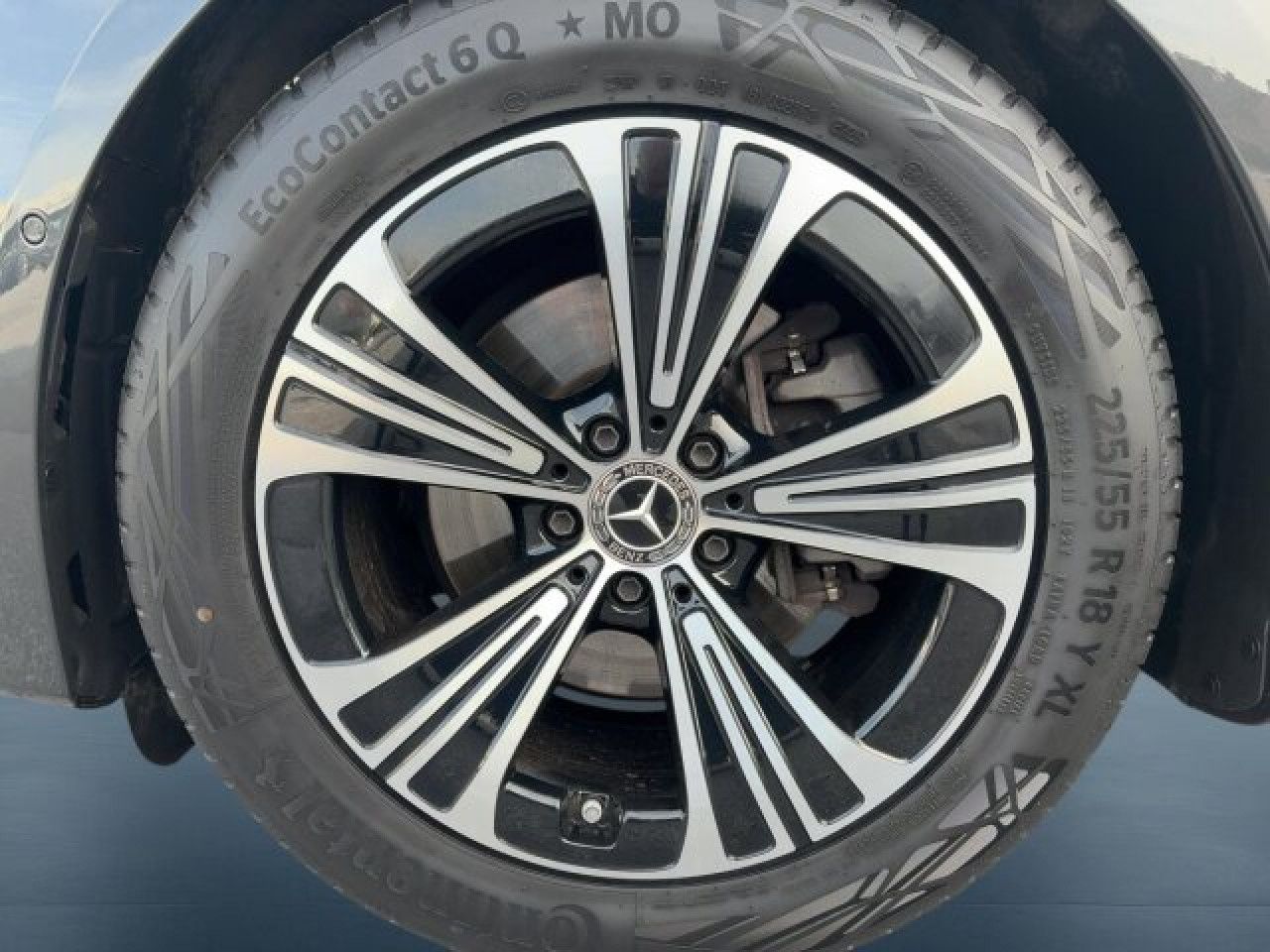 Mercedes-Benz E-Klasse – Bild 6