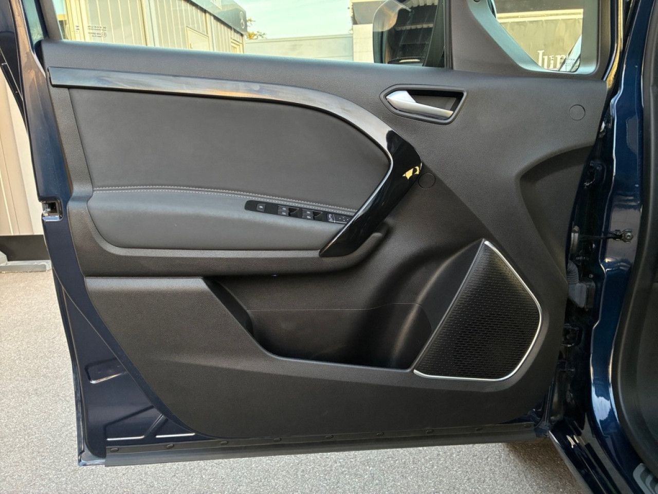 Mercedes-Benz EQT – Bild 5
