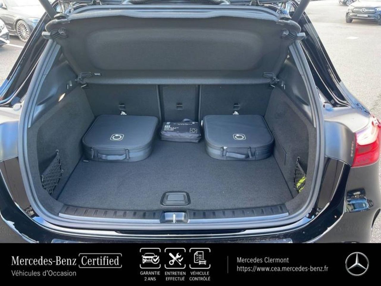 Photo du v&eacute;hicule 10 / 18