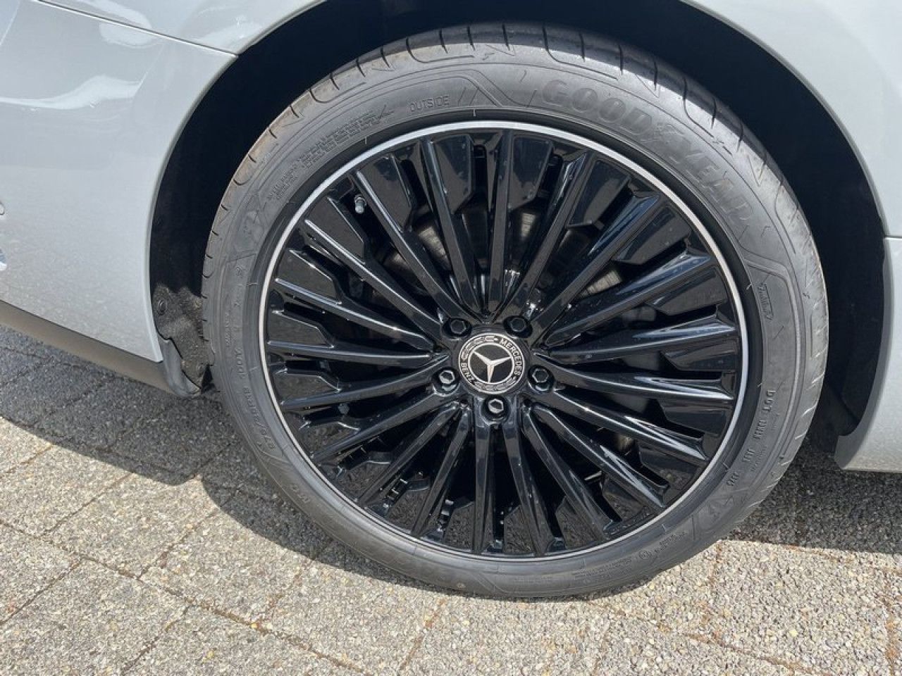 Fahrzeugbild 9 / 20