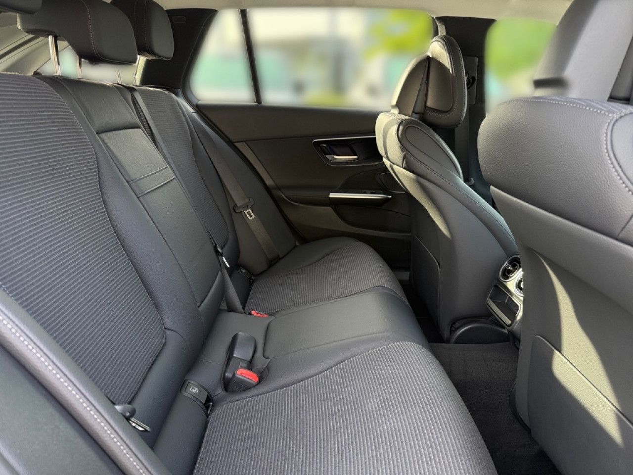Mercedes-Benz C-Klasse – Bild 11