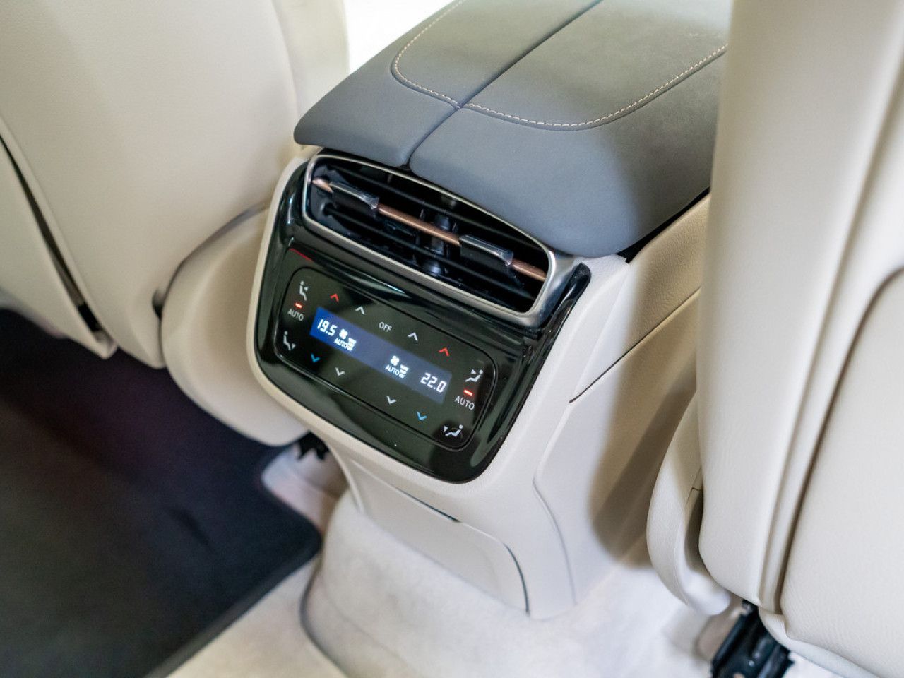 Mercedes-Benz EQS – Bild 14