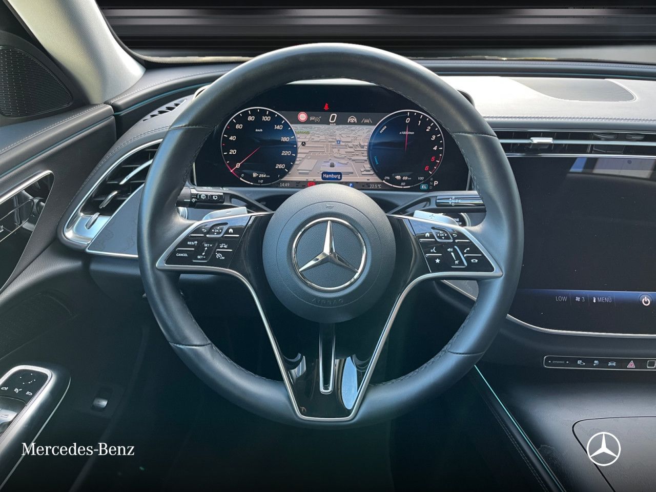Mercedes-Benz E-Klasse – Bild 12