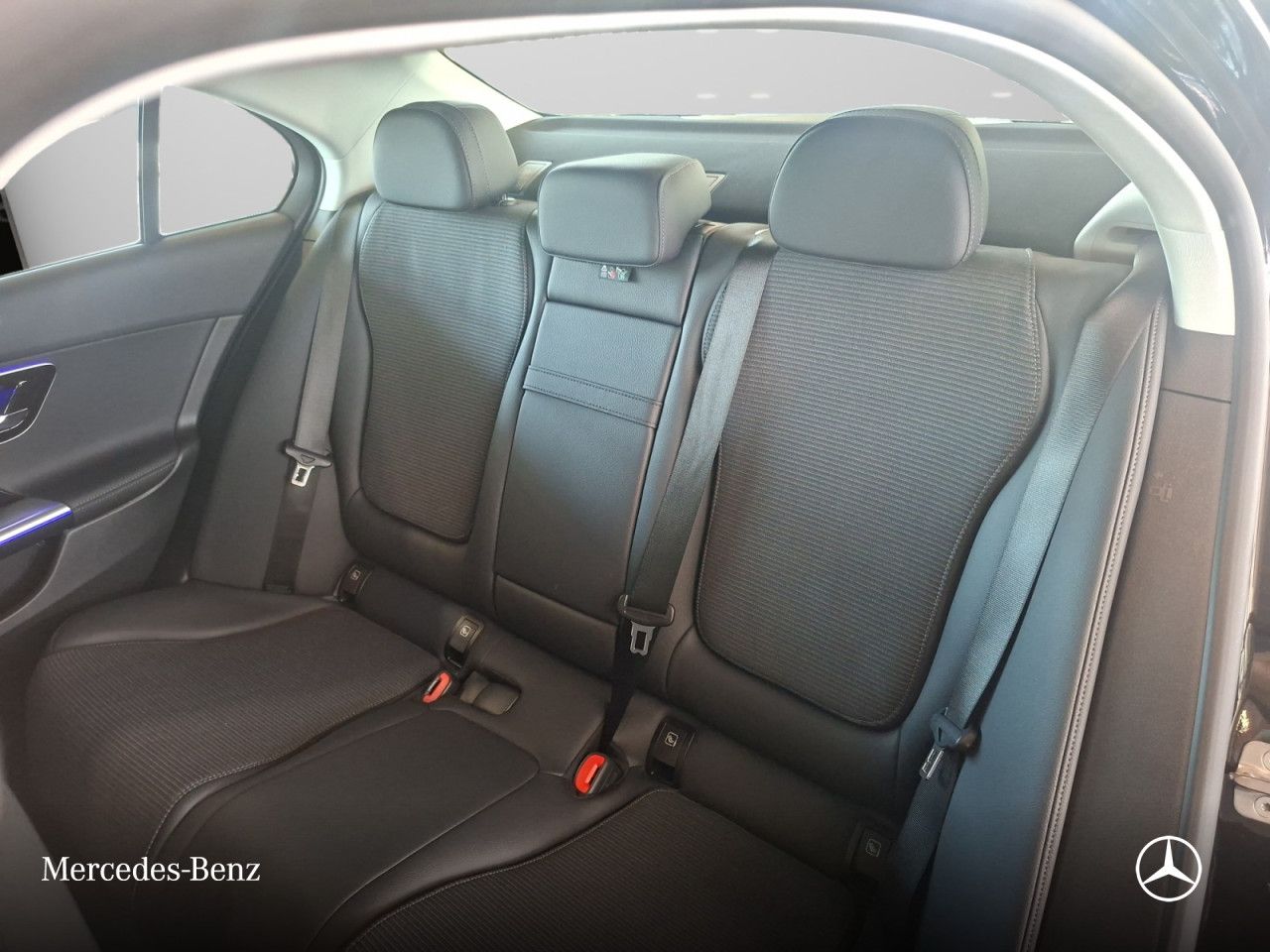 Mercedes-Benz C-Klasse – Bild 9
