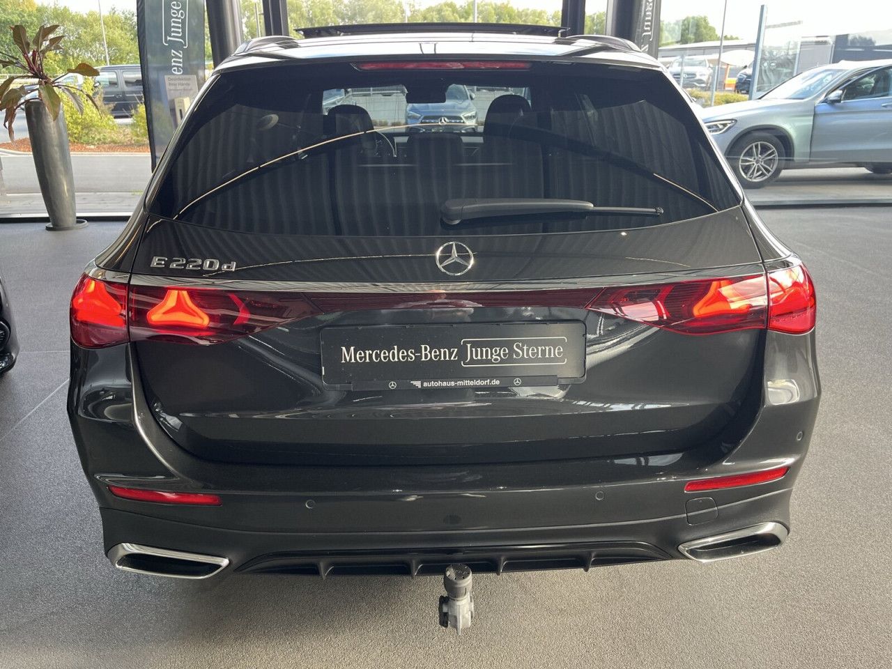 Mercedes-Benz E-Klasse – Bild 23