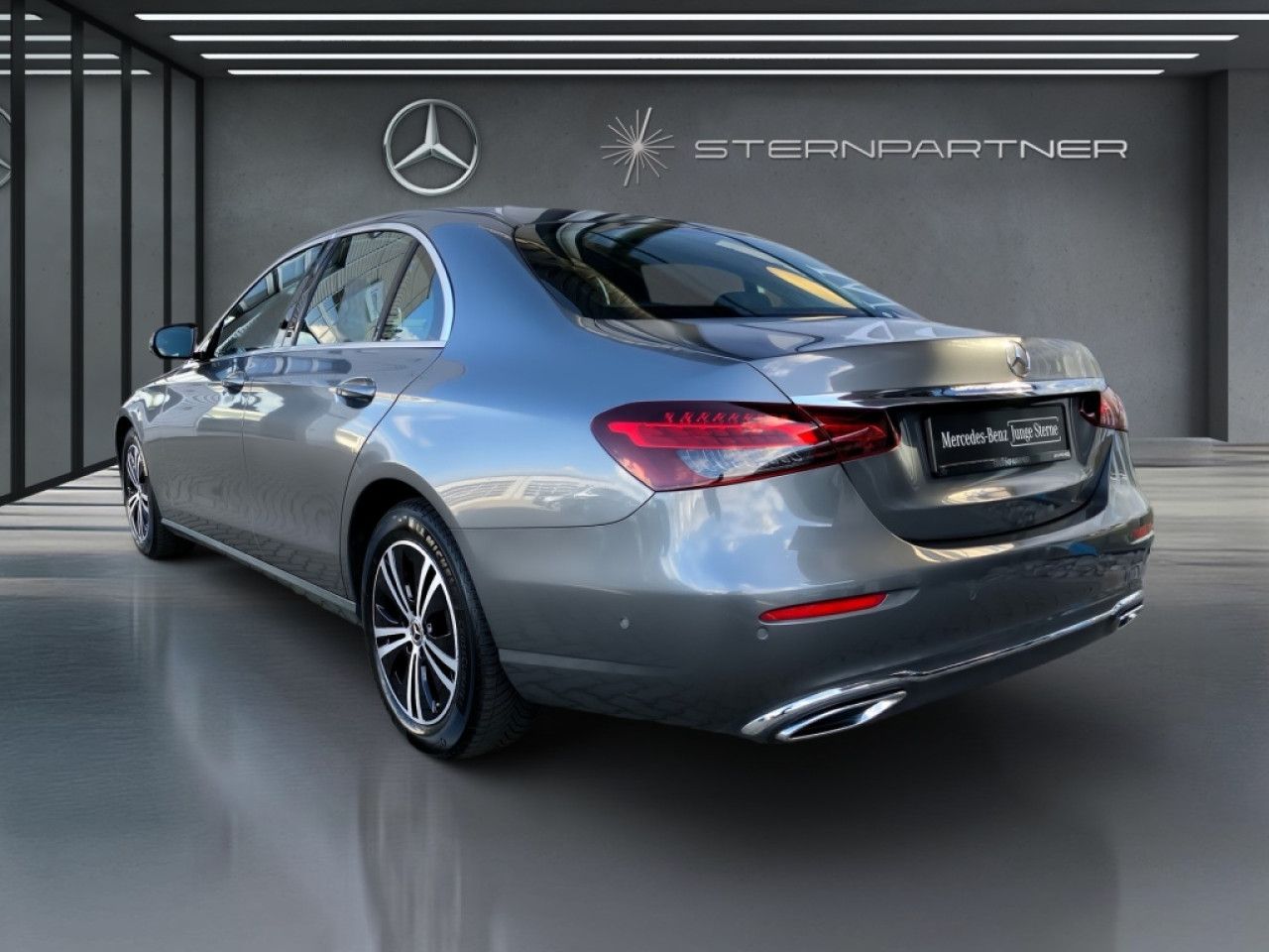 Mercedes-Benz E-Klasse – Bild 9