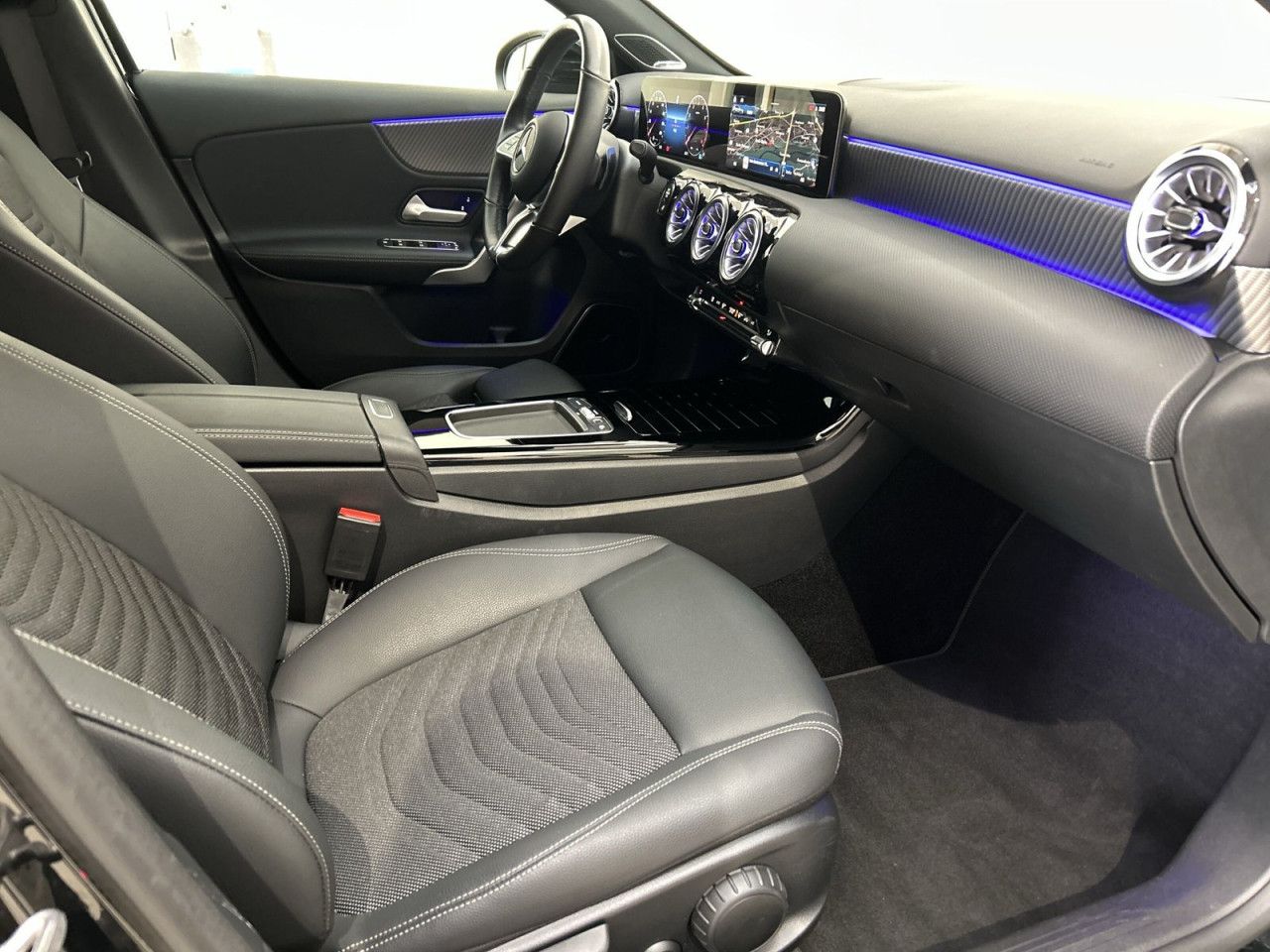 Fahrzeugbild 16 / 24